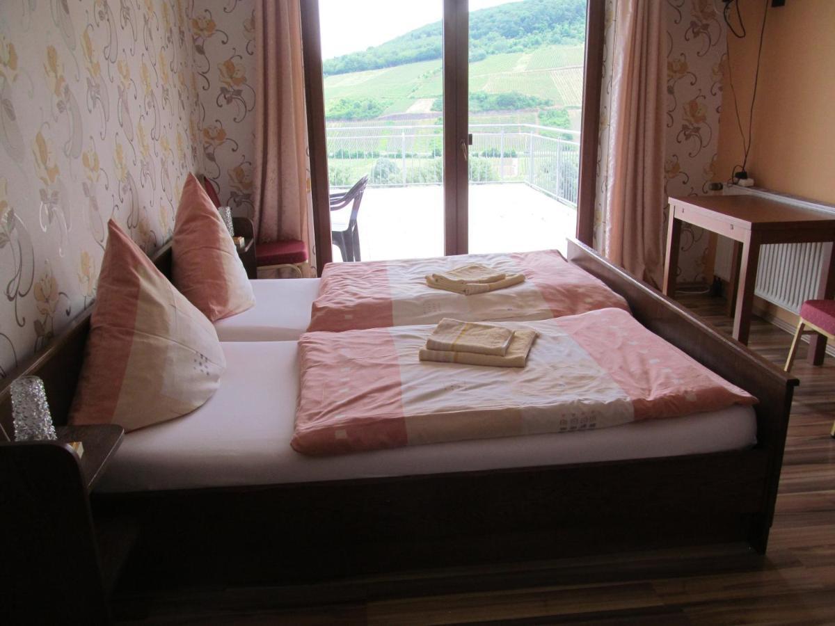 Pension Simon Hotel Reil Ngoại thất bức ảnh