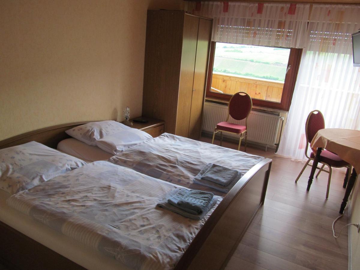 Pension Simon Hotel Reil Ngoại thất bức ảnh